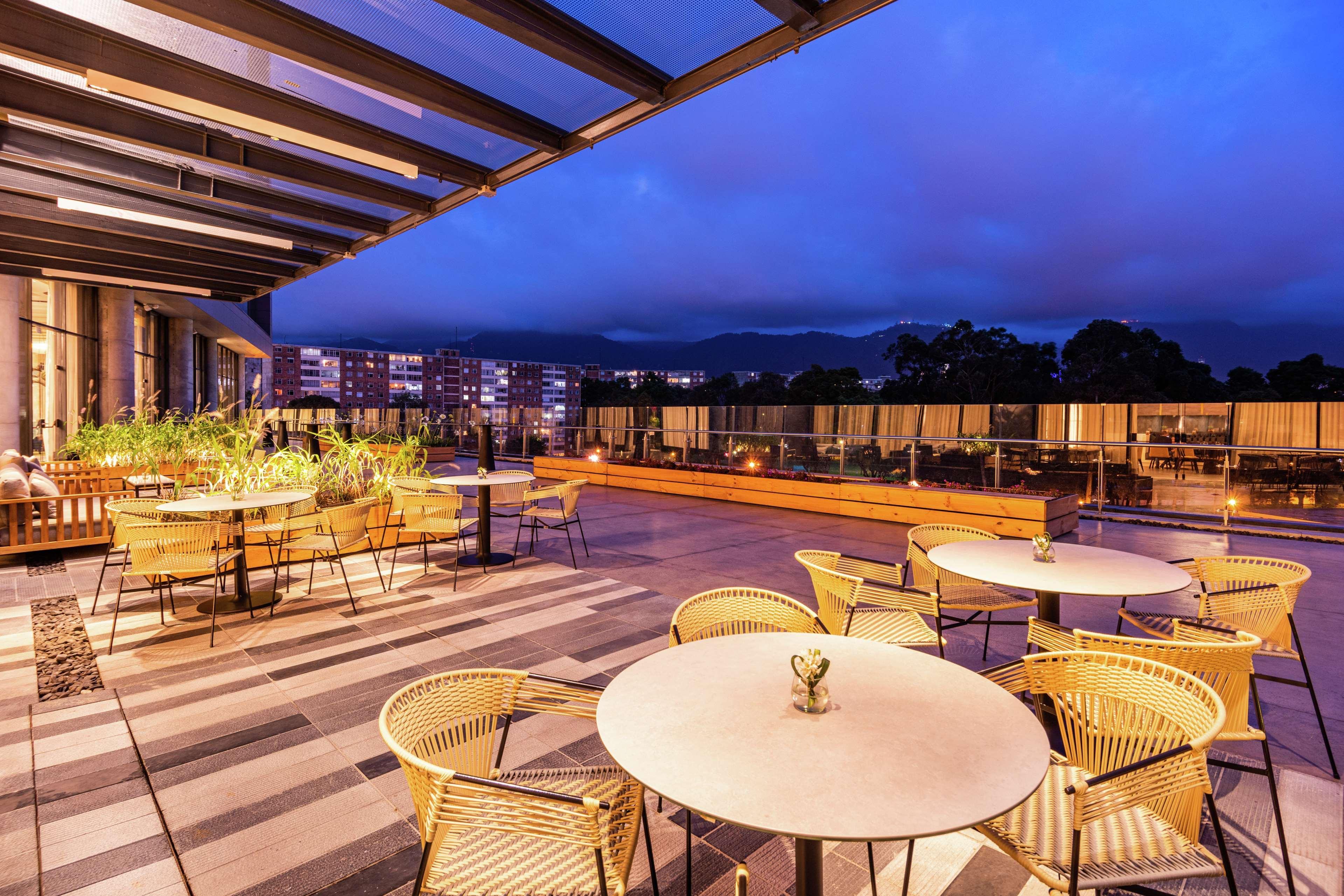 Hotel Hilton Bogota Corferias Exterior foto