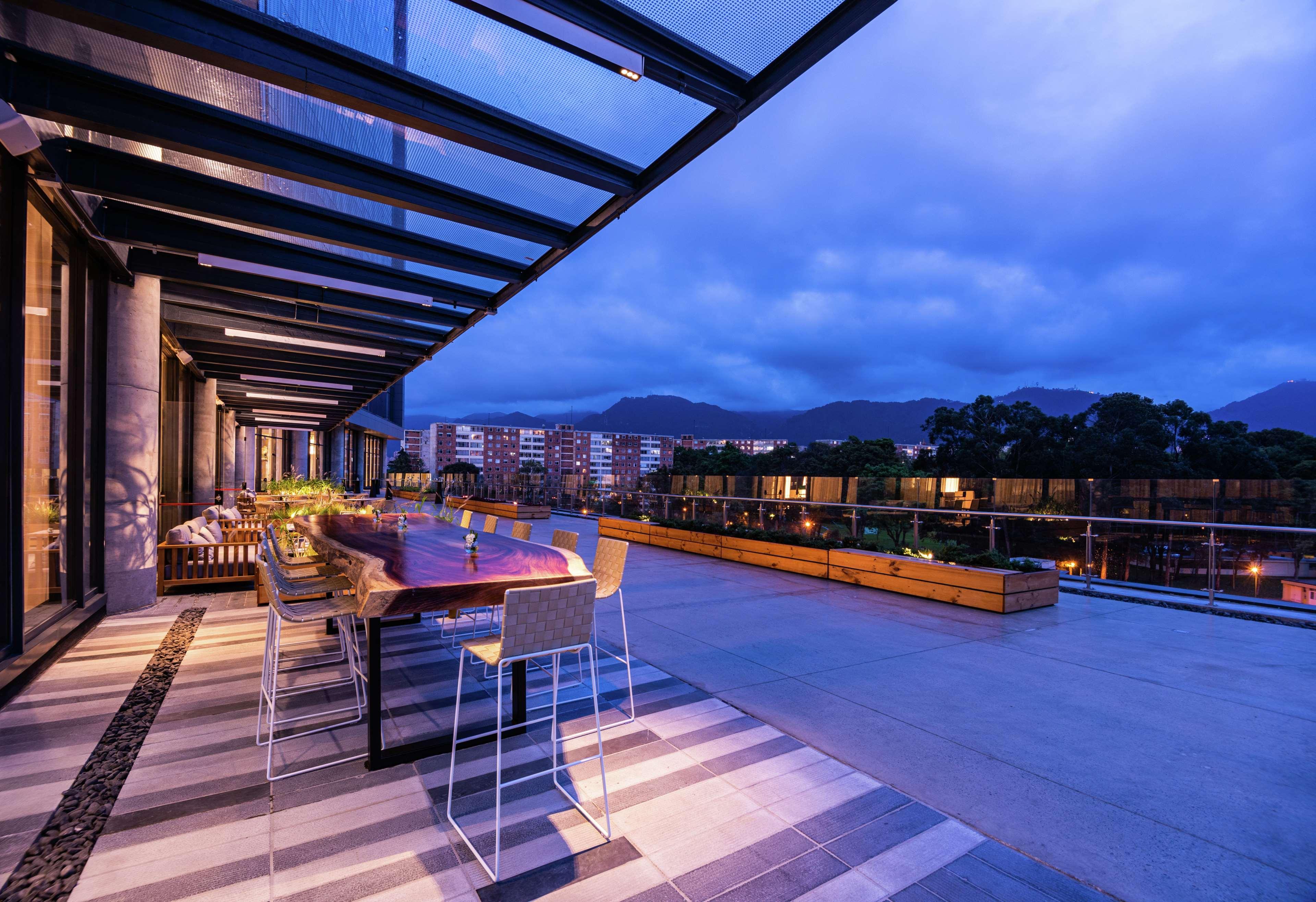 Hotel Hilton Bogota Corferias Exterior foto